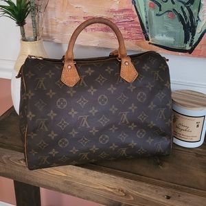 Louis Vuitton Monogram Speedy 30
